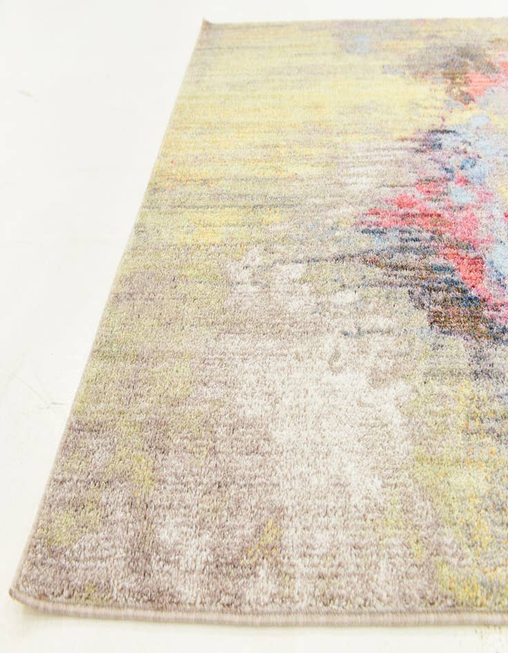 Detail image of 5' 3 x 7' 6 Empera Rug