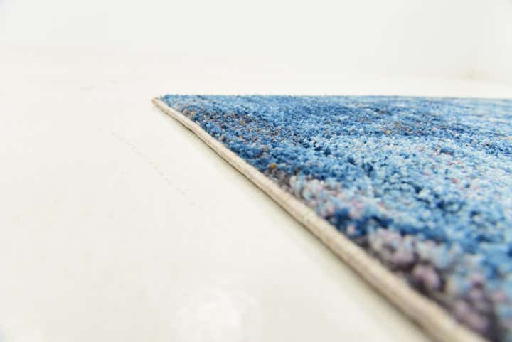 5' 3 x 7' 6 Empera Rug