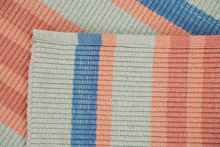 Detail image of 2' x 3' 1 Hand Woven Flatweave Cotton Dhurrie Rug