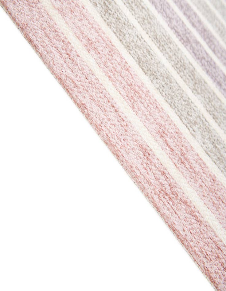 Detail image of 1' 10 x 2' 10 Flatweave Cotton Dhurrie Rug