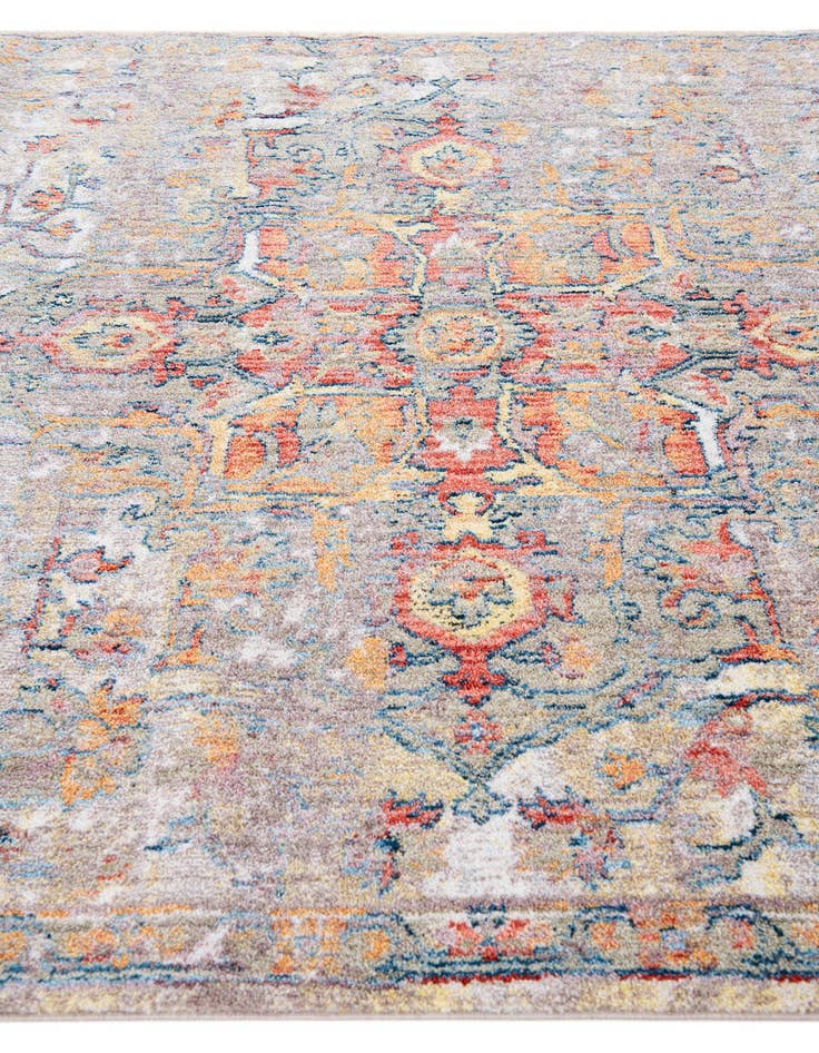 Detail image of 5' 3 x 7' 8 Fleur Rug