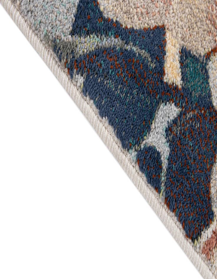 Detail image of 5' x 7' 10 Florence Rug