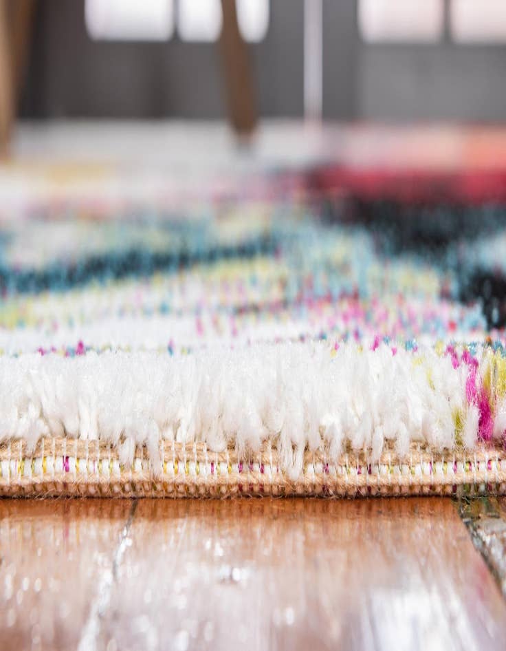 Detail image of 2' 7 x 5' Florence Rug