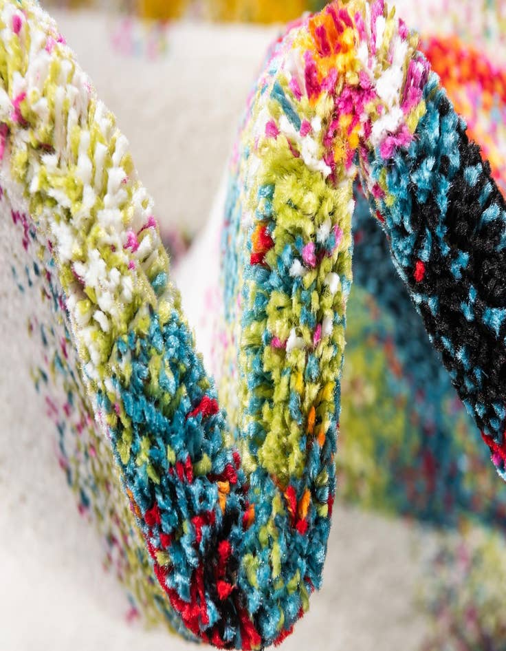 Detail image of 2' 7 x 5' Florence Rug