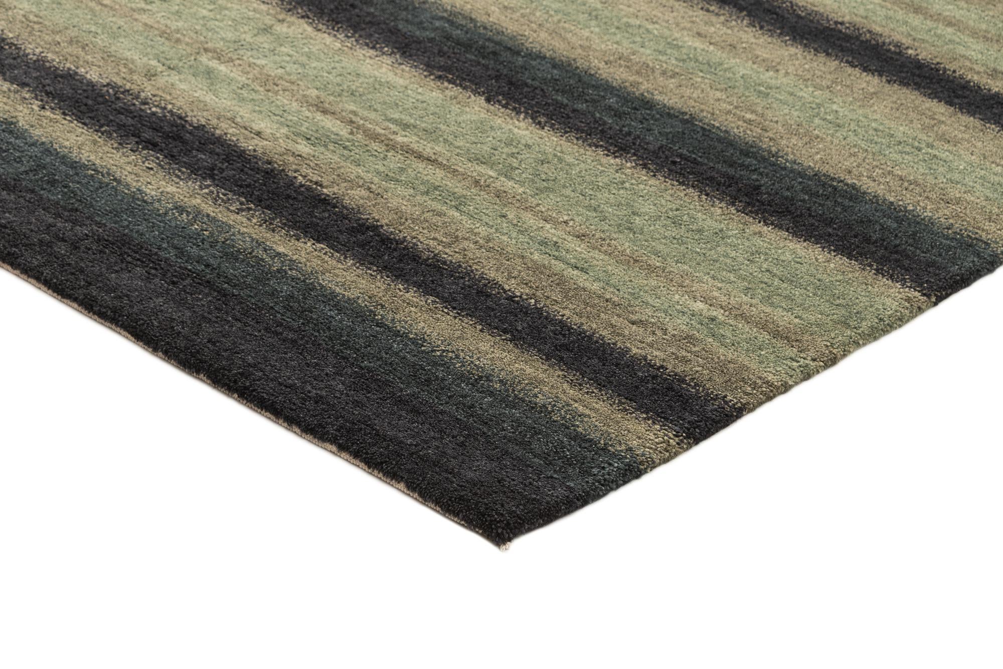 4' 9 x 7' Hand Knotted Gabbeh Wool Rug