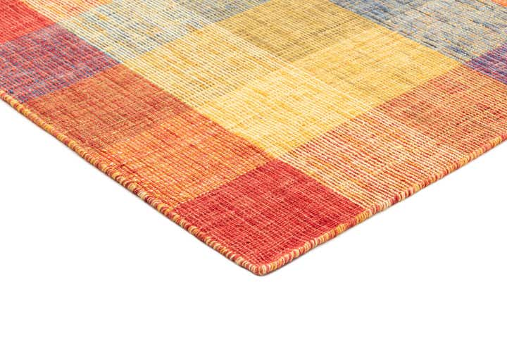 2' 6 x 4' 8 Hand Knotted Gabbeh Wool Rug