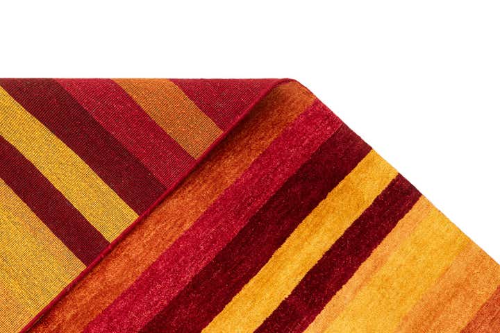 4' 8 x 6' 8 Hand Knotted Gabbeh Wool Rug