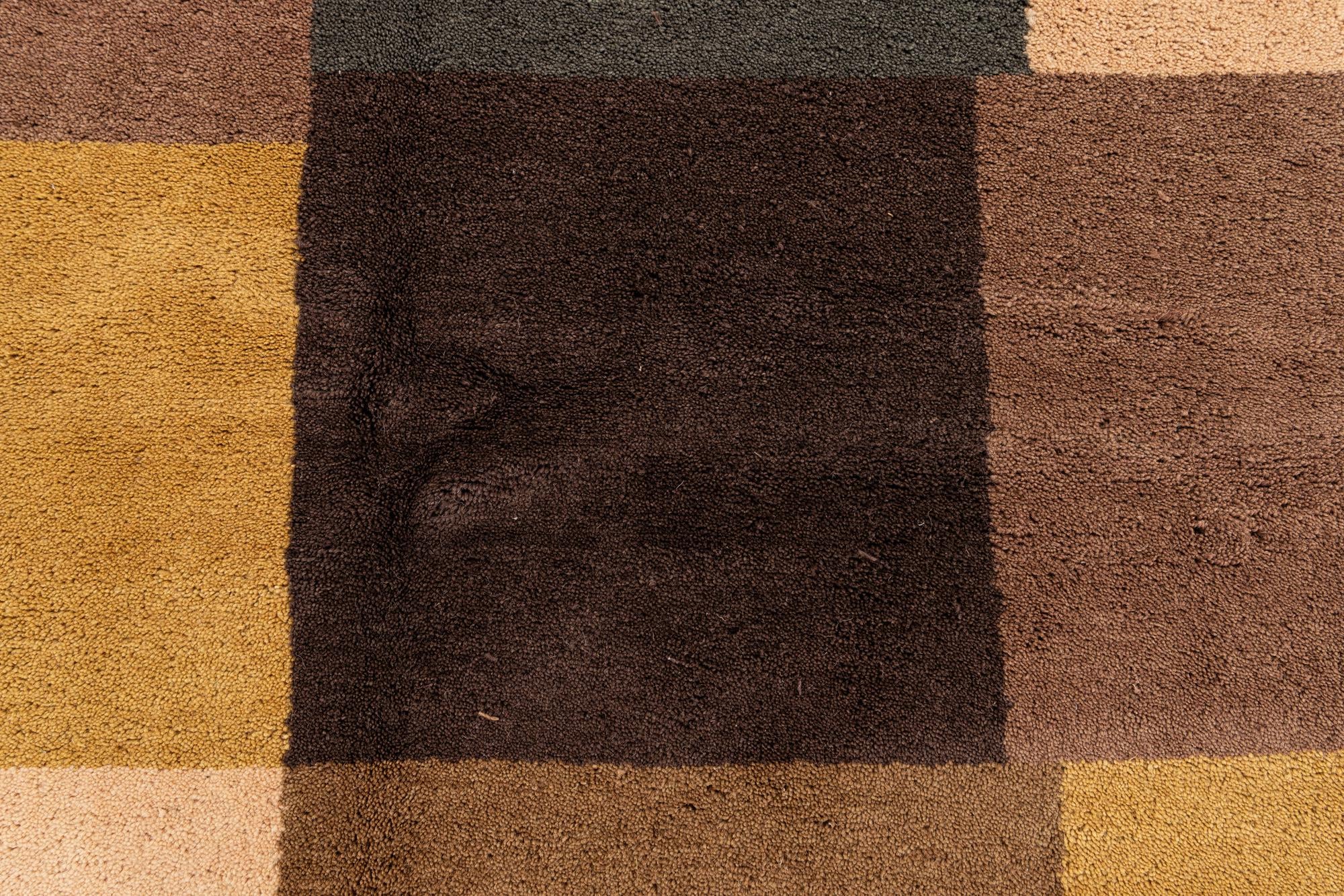 5' 6 x 7' 11 Hand Knotted Gabbeh Wool Rug