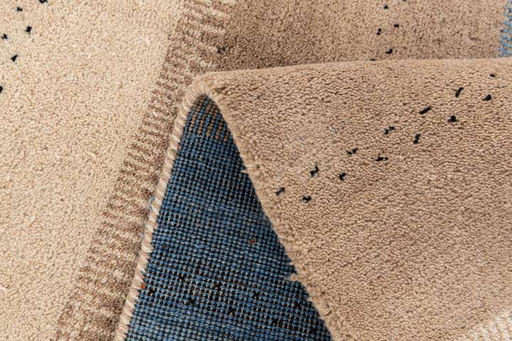 4' 6 x 6' 8 Hand Knotted Gabbeh Wool Rug