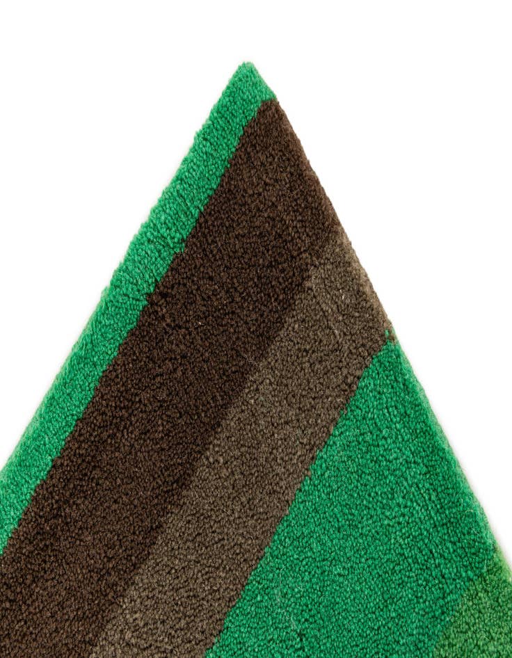 Detail image of 5' 7 x 7' 9  Hand Knotted Gabbeh Wool Rug