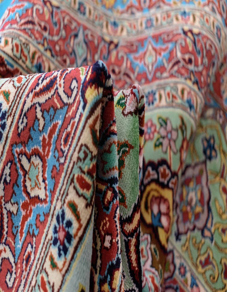 Detail image of 11' 3 x 16' 5 Ghom Silk Rug