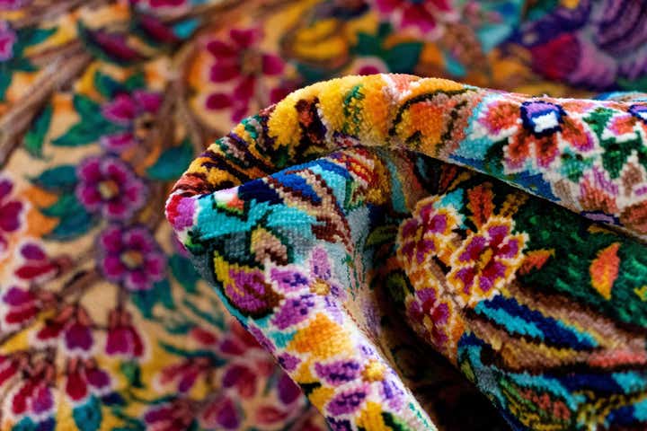 2' 7 x 4' 2 Ghom Silk Rug