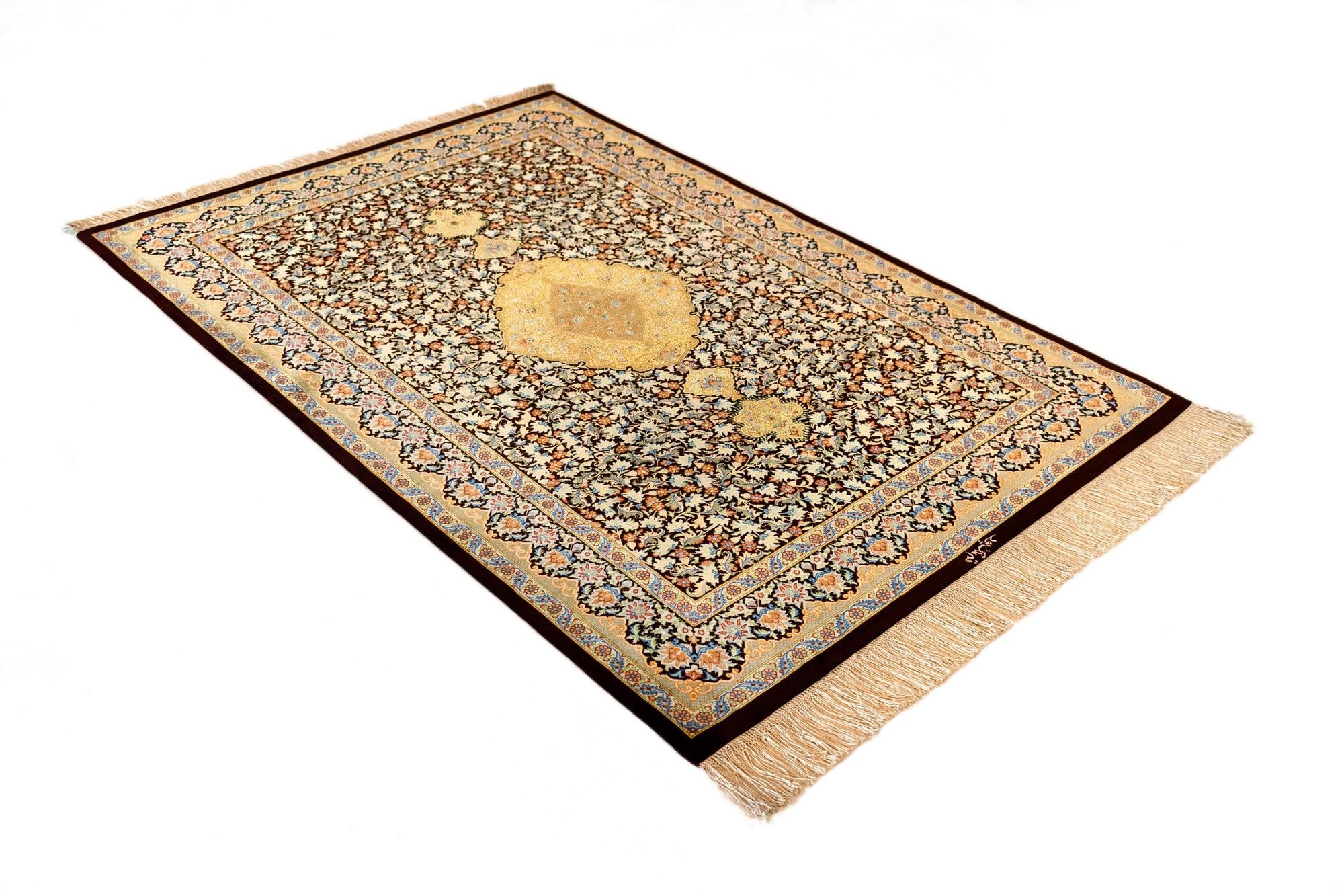 3' 4 x 4' 10 Ghom Silk Rug