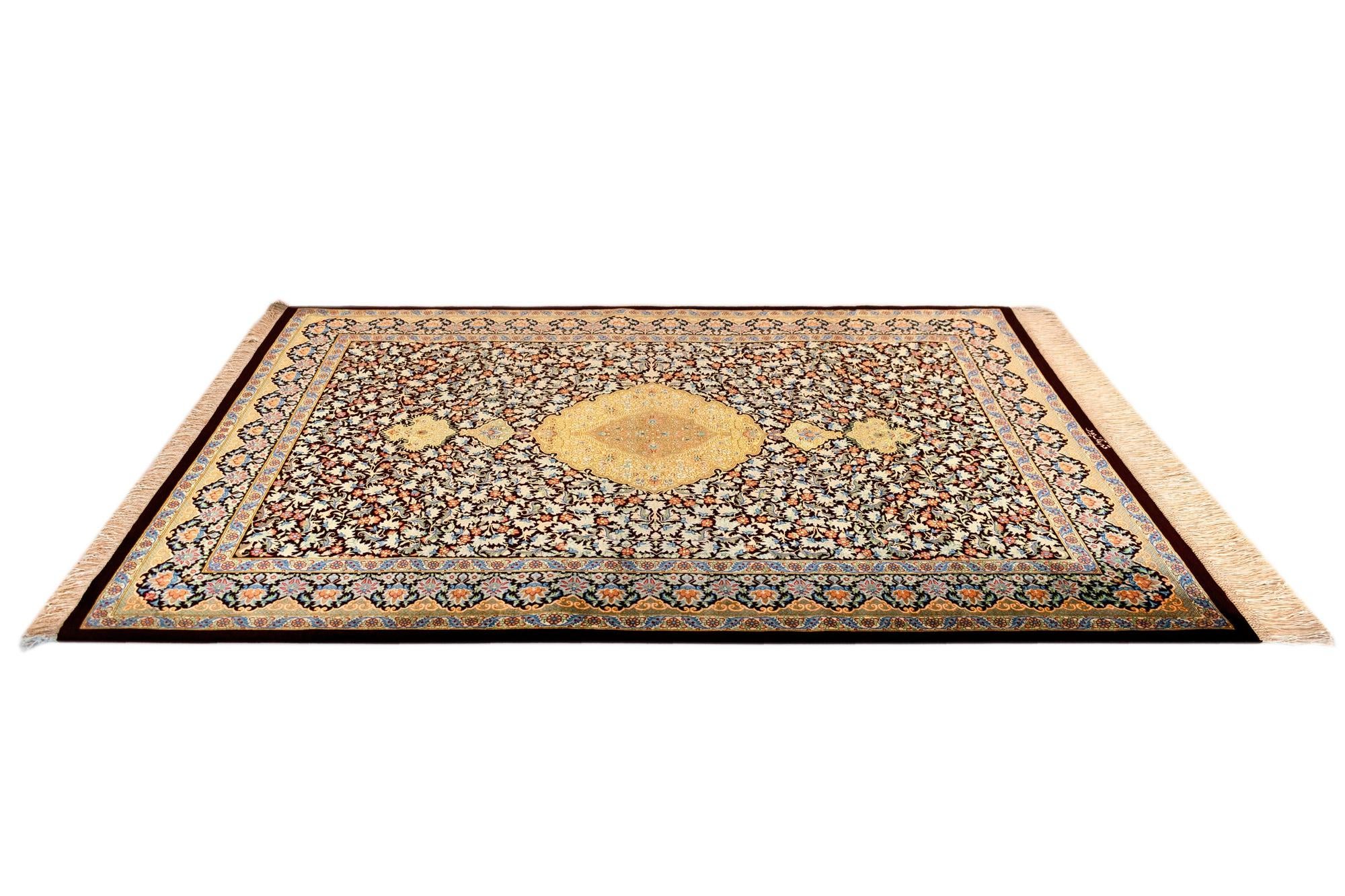 3' 4 x 4' 10 Ghom Silk Rug