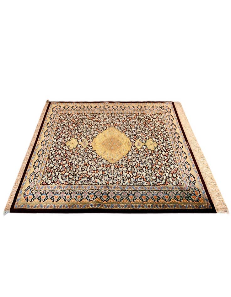 Detail image of 3' 4 x 4' 10 Ghom Silk Rug