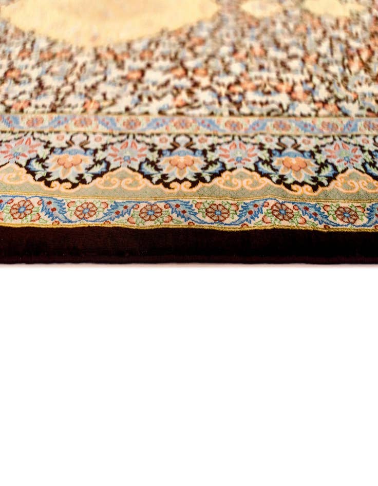 Detail image of 3' 4 x 4' 10 Ghom Silk Rug