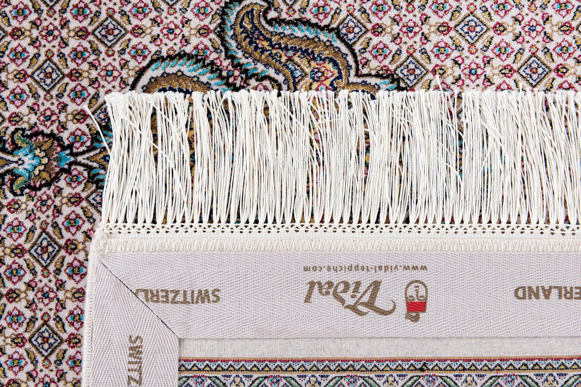 6' 7 x 9' 10 Glarus Rug