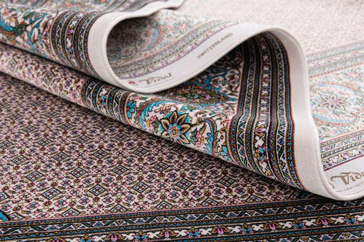 6' 7 x 9' 10 Glarus Rug