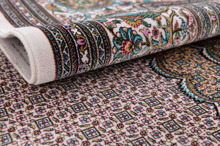 6' 7 x 9' 10 Glarus Rug