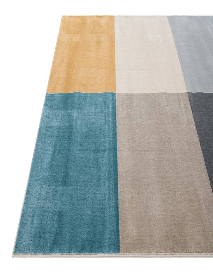 Detail image of 5' 2 x 8' Gossamer Rug