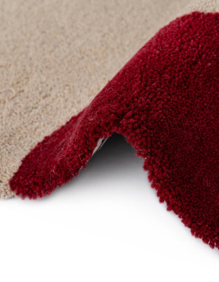 Detail image of 7' 1 x 10' Handtufted Wool Rug