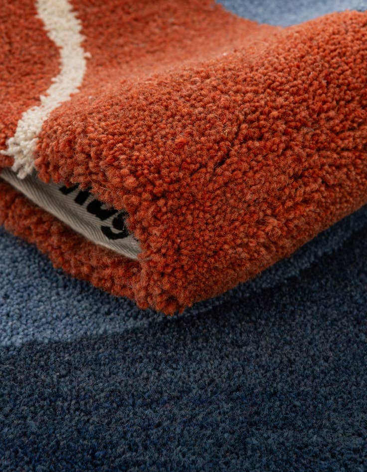 Detail image of 2' x 3' 1 Handtufted Wool Rug
