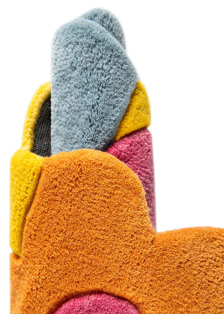 6' 11 x 10' Happy Rugs Fluffy Flowers Wool