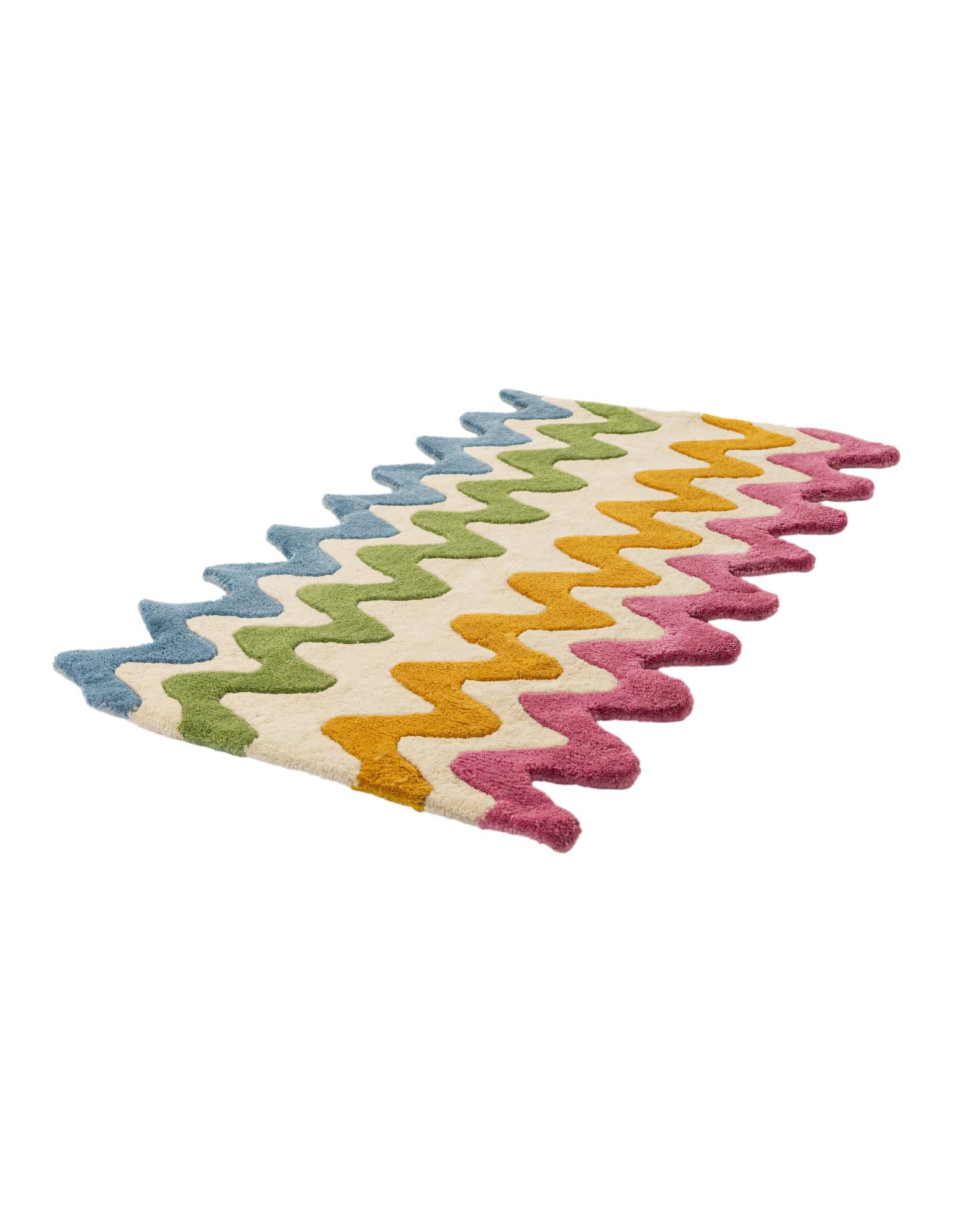 2' x 3' 1 Happy Rugs Wavy Wool