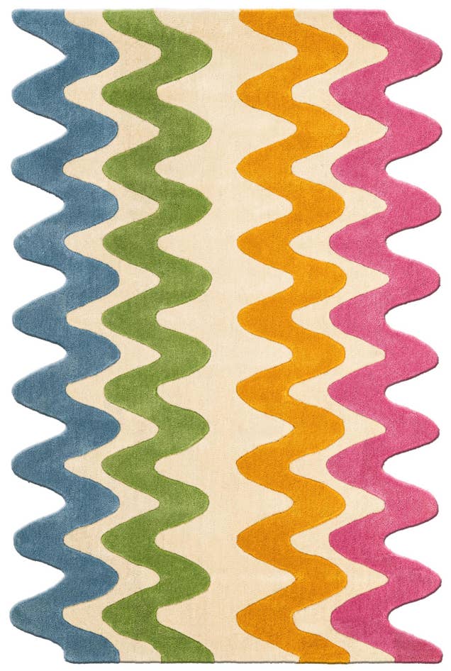 Detail image of 5' 1 x 8' Happy Rugs Wavy Wool