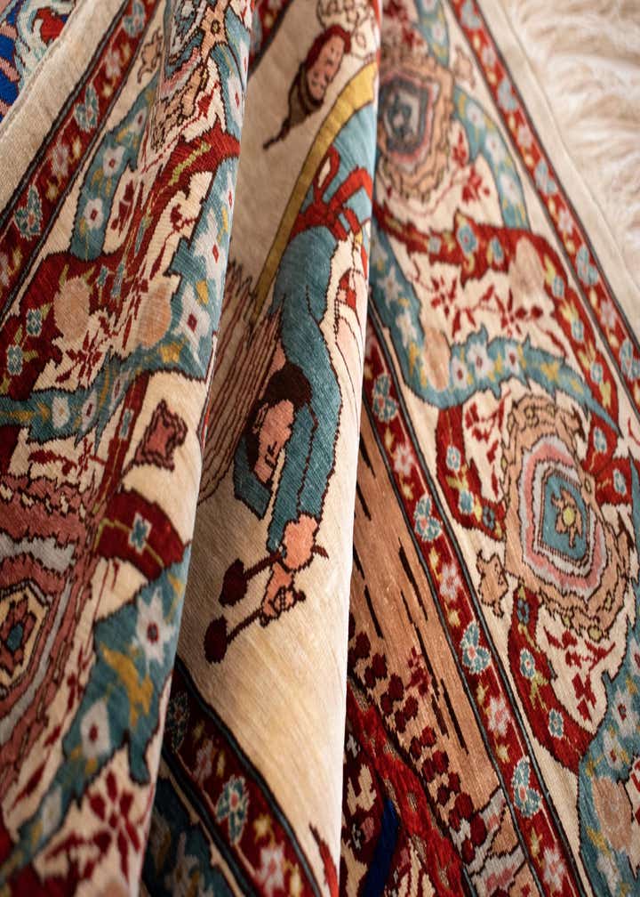 2' 2 x 3' 1 Hereke Silk Rug