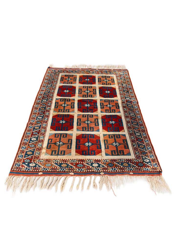 3' 8 x 5' 1 Hand Knotted Heriz Wool Rug