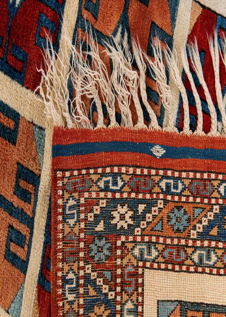 3' 8 x 5' 1 Hand Knotted Heriz Wool Rug
