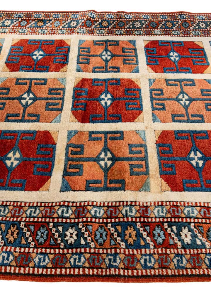 3' 8 x 5' 1 Hand Knotted Heriz Wool Rug