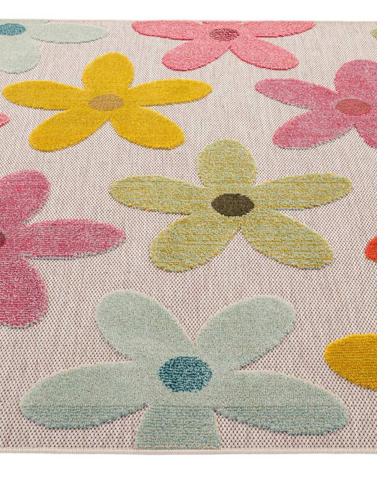 Detail image of 5' x 8' Hyacinth Rug