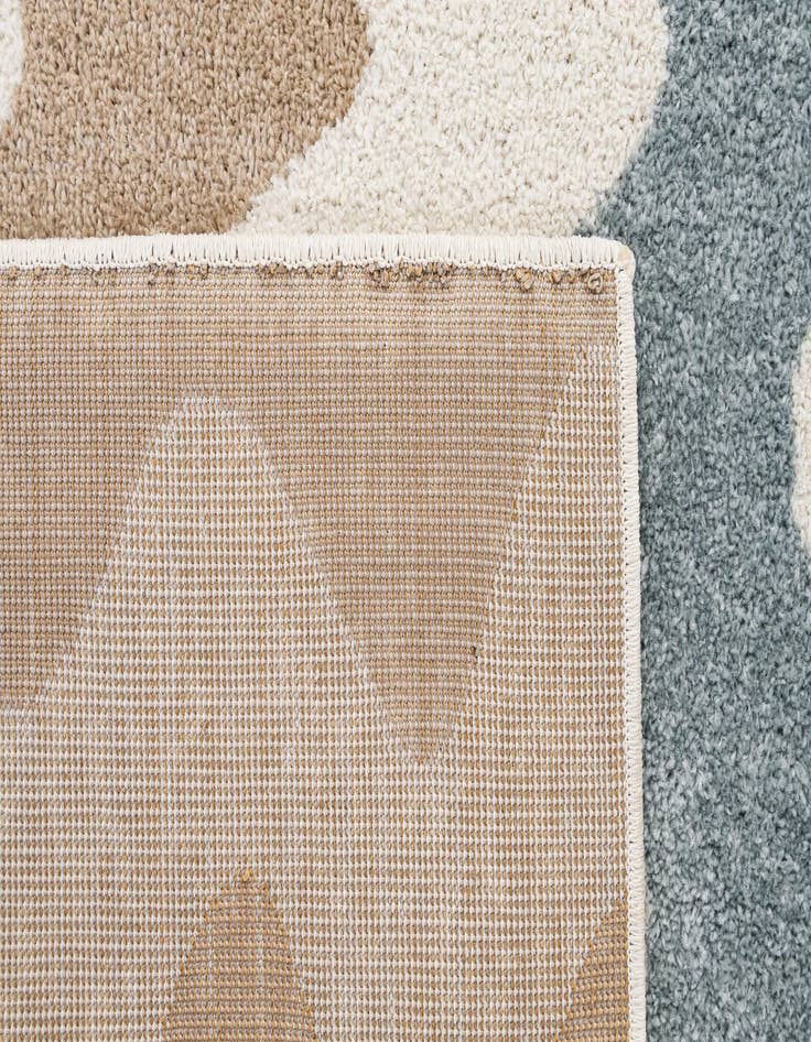 Detail image of 5' 3 x 7' 9 Hyacinth Rug