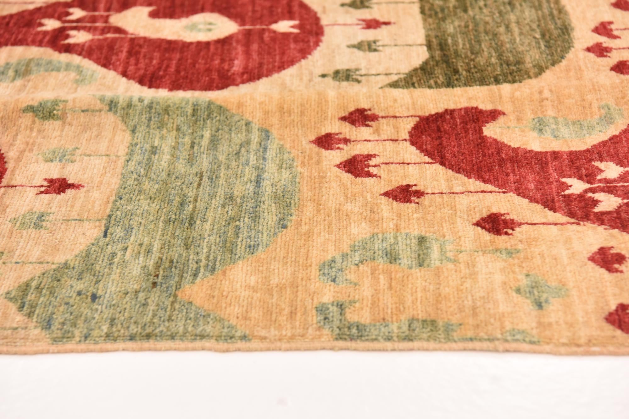 6' x 7' 10 Hand Knotted Ikat Rug