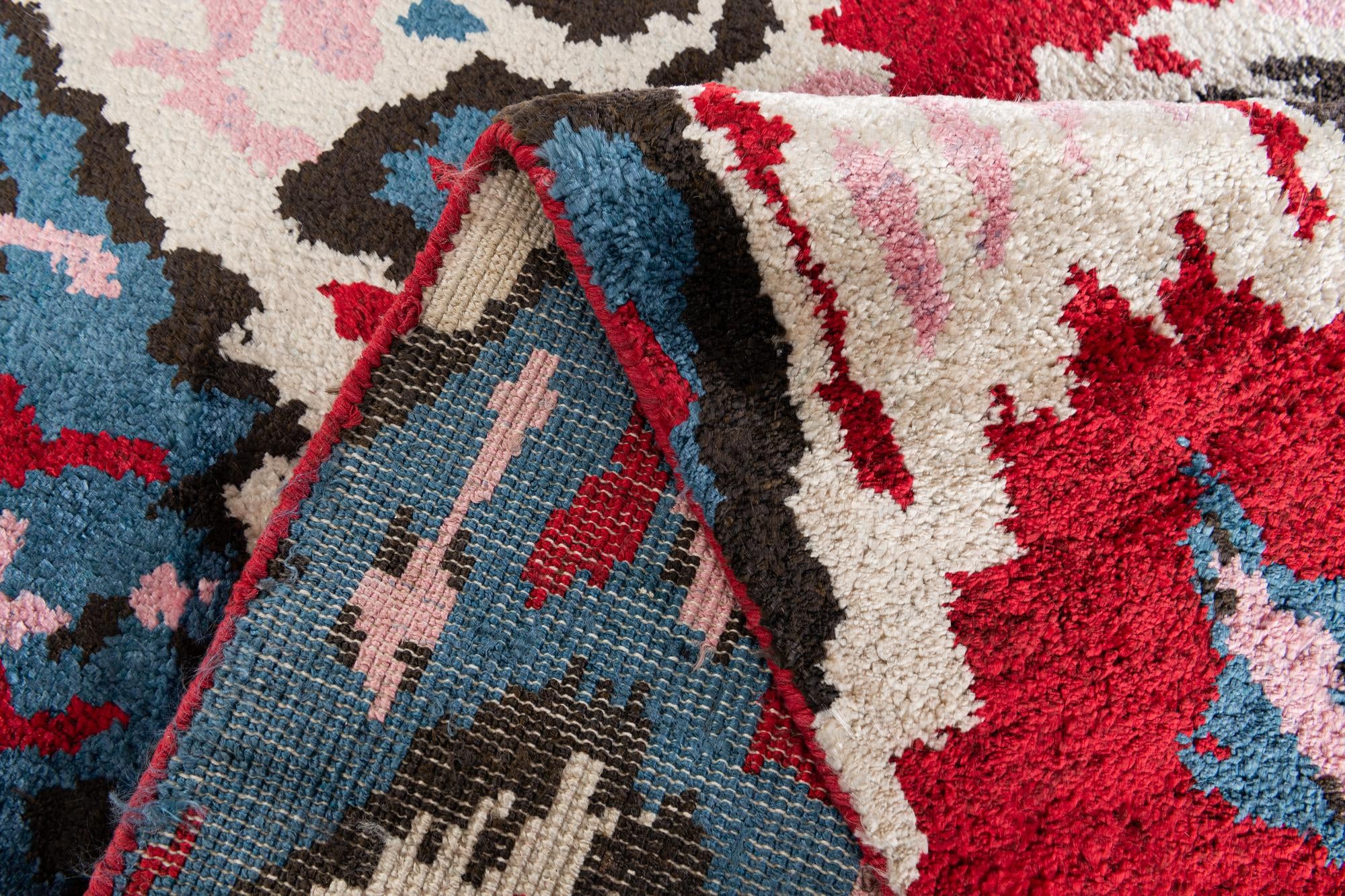 3' 4 x 4' 10 Hand Knotted Ikat Wool Rug