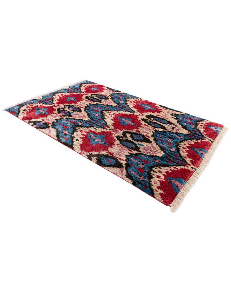 Detail image of 3' 2 x 5' 2 Hand Knotted Ikat Wool Rug