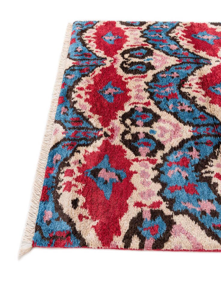 Detail image of 3' 2 x 5' 2  Hand Knotted Ikat Wool Rug
