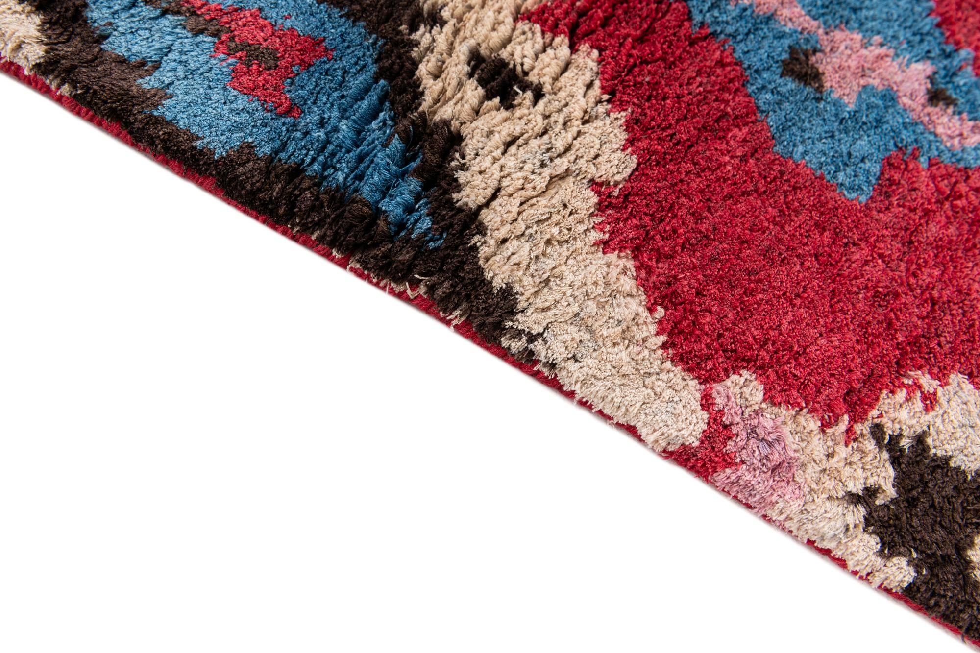 3' 2 x 5' 2 Hand Knotted Ikat Wool Rug