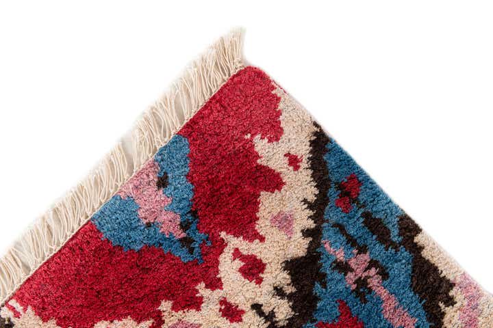 3' 2 x 5' 2 Hand Knotted Ikat Wool Rug