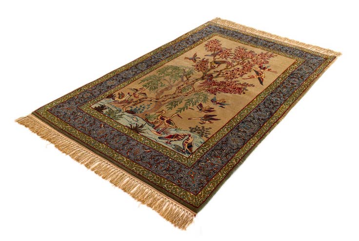 Detail image of 3' 5 x 5' 7 Isfahan Rug