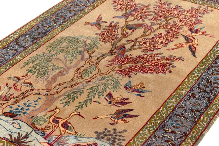 Detail image of 3' 5 x 5' 7 Isfahan Rug