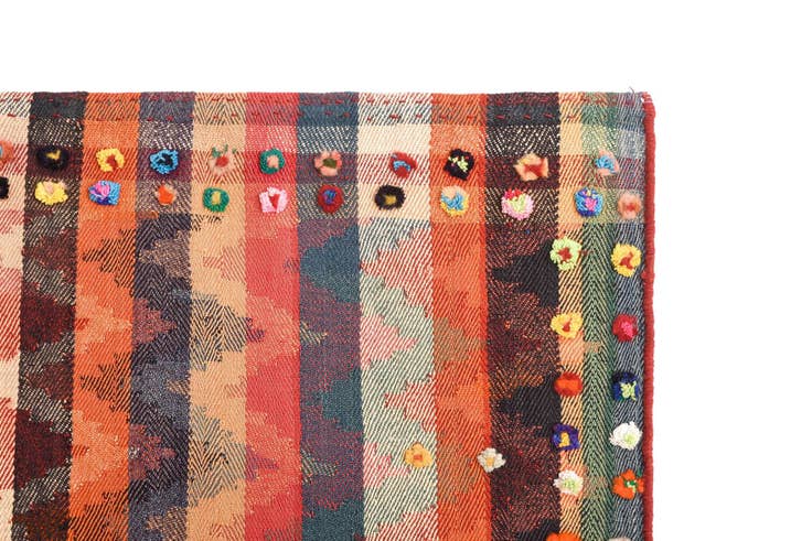 Detail image of 4' 6 x 7' 3 Jajim Rug