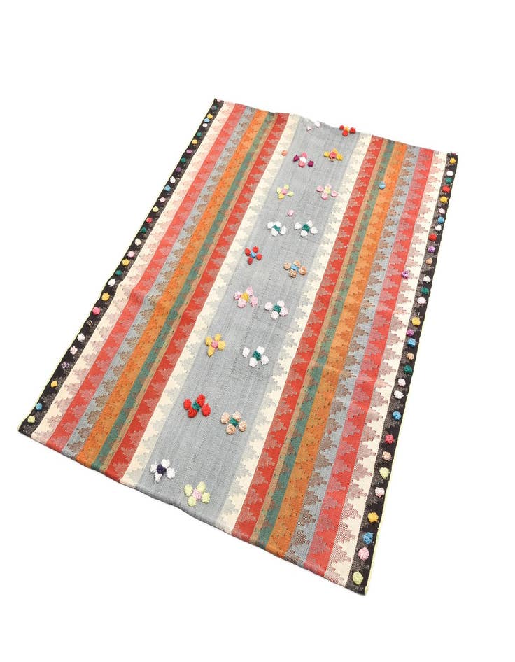 Detail image of 4' 6 x 5' 9 Jajim Rug