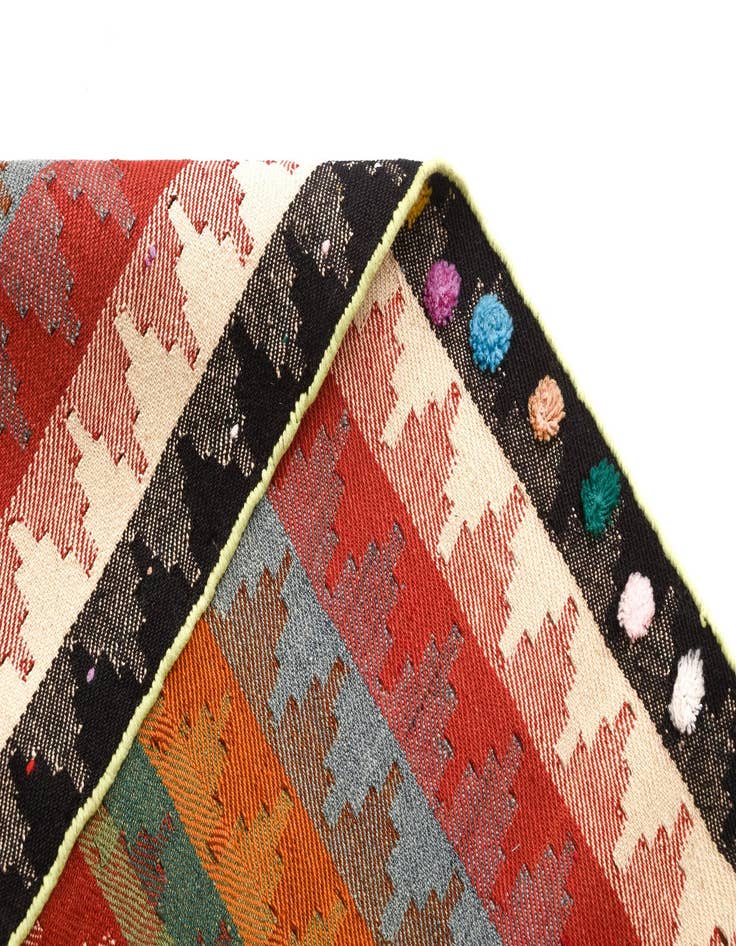 Detail image of 4' 6 x 5' 9 Jajim Rug