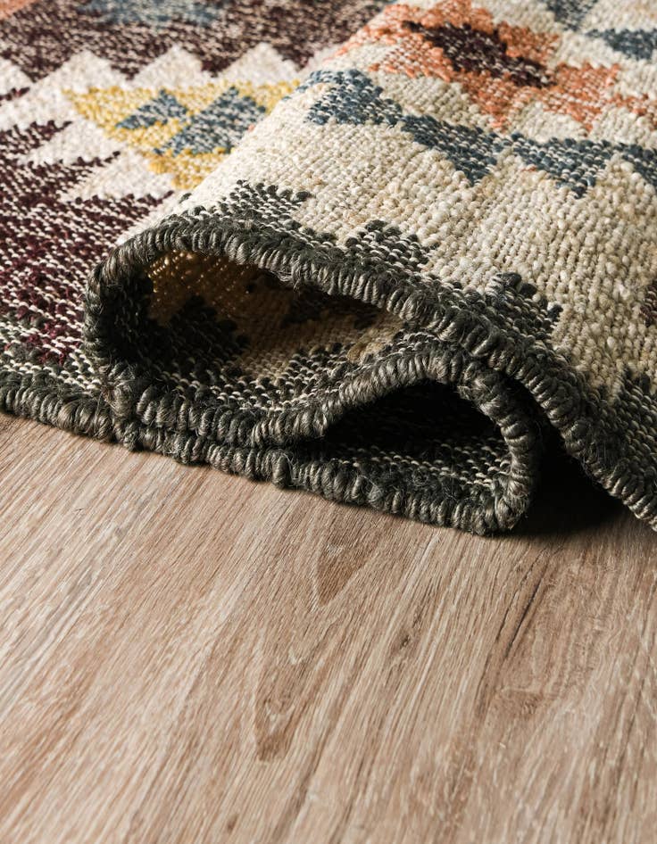 Detail image of 4' 1 x 6' 1  Hand Woven Kala Handwoven Jute Rug