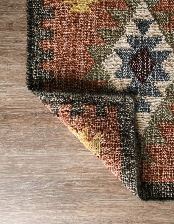 Detail image of 4' 1 x 6' 1  Hand Woven Kala Handwoven Jute Rug