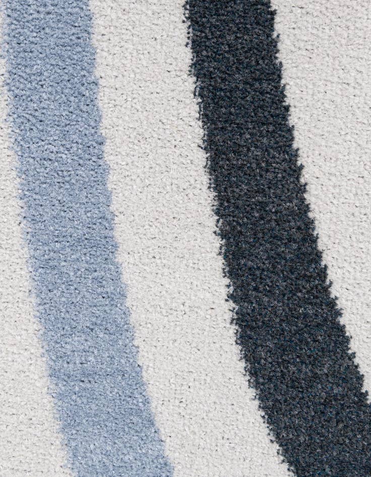Detail image of 5' x 8' Kamala Washable Rug