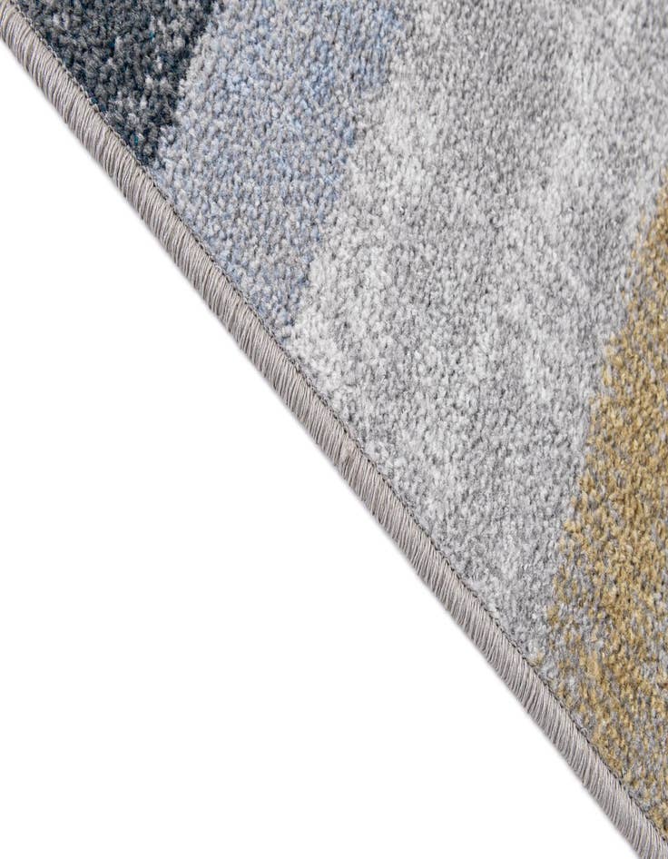 Detail image of 5' 2 x 8' Kamala Washable Rug